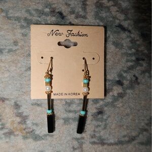 Vintage dangling earrings